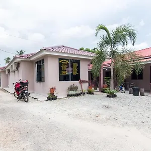 2* Inn Kampung